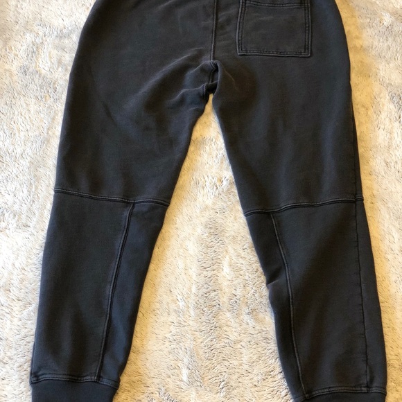 Gap Joggers - Picture 3 of 3
